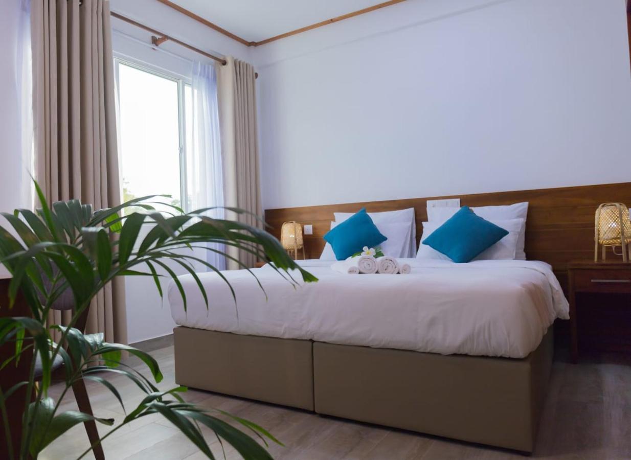 Hotel Nihaali Maldives Kudarikilu Zewnętrze zdjęcie