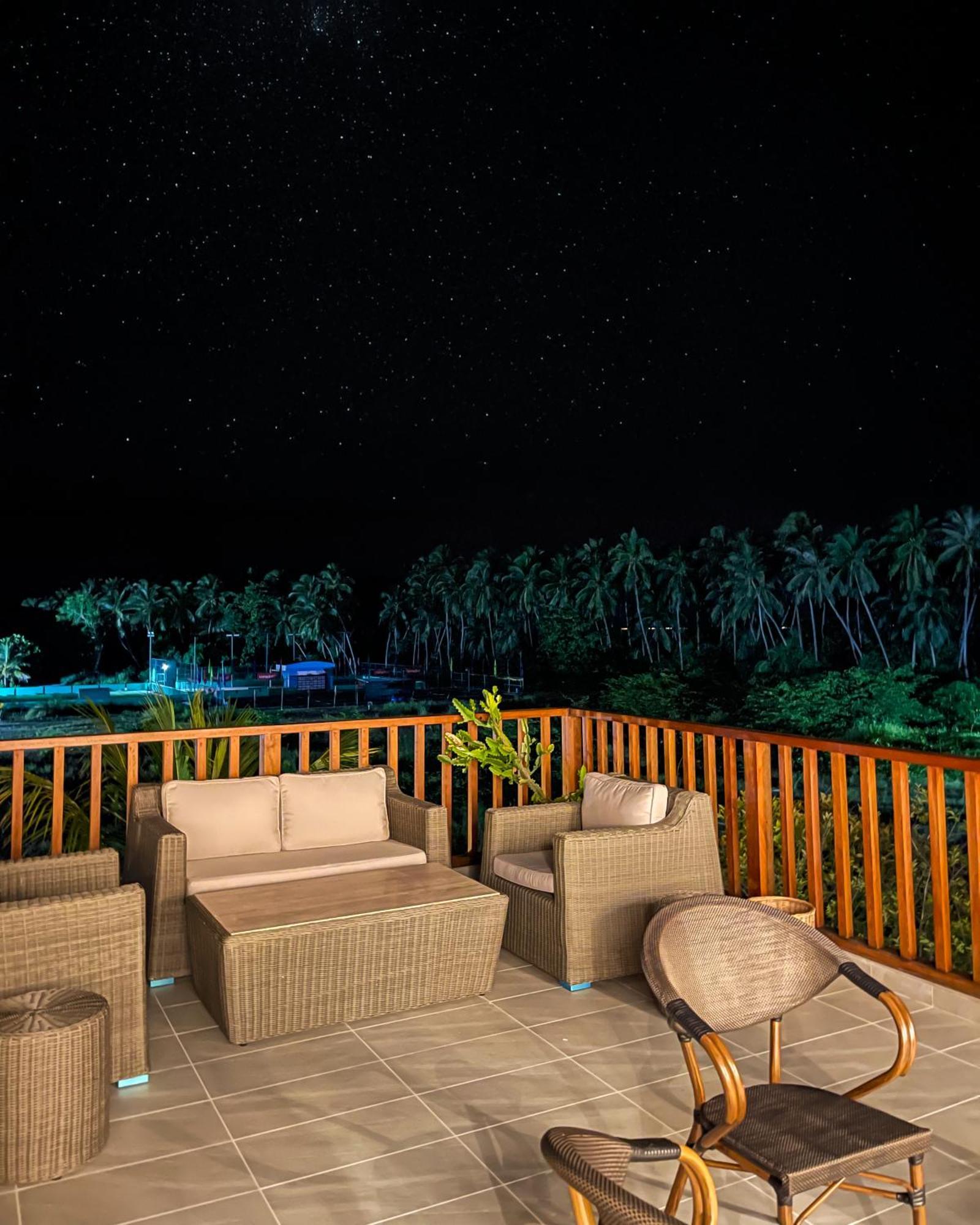 Hotel Nihaali Maldives Kudarikilu Zewnętrze zdjęcie